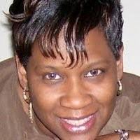 Jennifer Kellam's Instagram, Twitter & Facebook