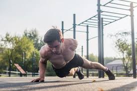 Le programme de musculation au poids de corps dure 8 semaines avec un entraînement quotidien. Musculation Au Poids Du Corps Entrainement Et Exercices Toutelanutrition