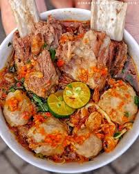Bakso buaya mungkin yang paling terkenal adalah bakso dari solo, wonogori, ditambah kecap manis, ditambah bumbu saos dan sambal, yang. Paulus Budiman Jkt Foodie Di Instagram Bakso Iga Sambal Baksonya Daging Sapi Banget Garing Dan Makanan Pedas Makanan Diet Makanan Dan Minuman