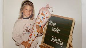 Alle vier arbeiten auch heute noch in den medien. Logo Solche Schultuten Hatten Die Logo Gesichter Fruher Zdftivi