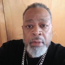 3X NBA Champ Stacey King CRUSHES Kelsey Plum for PETTY DISS at Caitlin  Clark for PAY US Shirts! Full story via 🔗 in comments. 👇