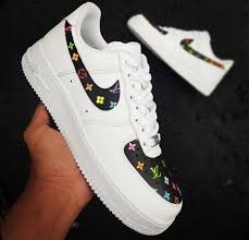 Ich mache den test mit euch und shoppe einige. Black Lv Custom Af1s Streetwear White Nike Shoes Hype Shoes Nike Air Shoes
