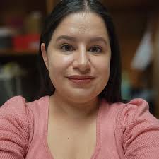 Looking for a fun restaurant/bar spot for a date night! Would love  somewhere with yard games like bean bags or giant Connect Four — even  tabletop games would be a win. An