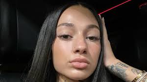 Bhad Bhabie is seen physically assaulting her mother during heated  altercation in dramatic video | Daily Mail Online