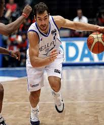 Nba'de aradığını bulamadı i̇ki sezonluk oaka serüveninin ardından hayallerini kurduğu nba'den gelen teklifi geri çevirmeyen spanoulis, houston rockets ile yeni kıtaya geçiş yaptı. Vassilis Spanoulis Greece Player Profiles By Interbasket