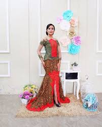 12+ kebaya pesta ideas kebaya dress, kebaya lace, model kebaya | model kebaya modern non hijab. 30 Model Kebaya Wisuda Modern Remaja Simpel Elegan