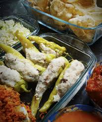 Hmmm solok lada adalah salah satu menu terkenal di kelantan dan juga terengganu. Resepi Solok Lada Sedap