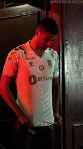 Voir en direct les émissions de la une, tipik, la trois et des chaînes radio de la rtbf Braga 20 21 Centenary Third Kit Released Footy Headlines