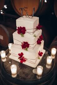 Ivory Wedding Cake Red Cake Flowers Ivory Wedding Cake Wedding Cake Red Cake
