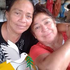 REFLEXIÓN.. Perdón mami... Erick: ya llegaste del colegio?, dijo su madre,  "Mami perdóname" y por qué quieres que te perdone estúpido, respondió su  madre. "Mami me perdonas?" ... Ahora qué hiciste en