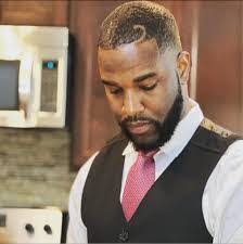 Anne Pottinger's Instagram, Twitter & Facebook