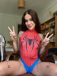 Ivy Harper - Free nude pics, galleries & more at Babepedia