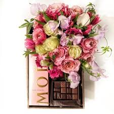 The flower box can then be reused as decoration. Flower Shop New York Send Flowers Champagne Wine Chocolates Same Day Nyc