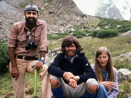 Reinhold messner, italienischer extrembergsteiger, abenteurer und buchautor. Grether Messner Aufstieg In Die Tiefe
