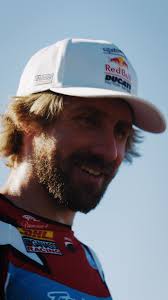 Nothing like watching your own set of custom bars go through the bend  process, huh Kris Keefer 🤔 If you haven't yet, be sure to check out Racer  X Illustrated for our