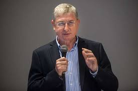 Gyurcsány ferenc mindig igazat mond? Gyurcsany Ferenc Nem Akarom Hogy Magyarorszag Sorsat Partpenztarnokok Alkui Dontsek El 2006 Varosi Kurir