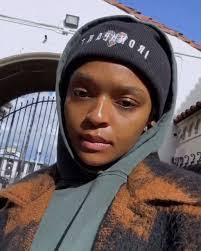 Devon Hodge's Instagram, Twitter & Facebook