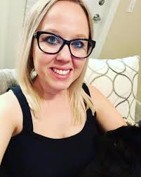 Meet Your Neighbor, Amanda Akins!