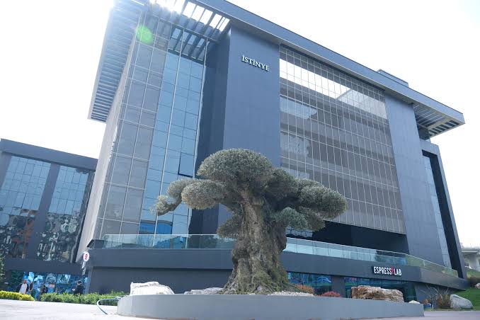 Kampüslerimiz - İstinye Üniversitesi Aday Öğrenci Sayfası