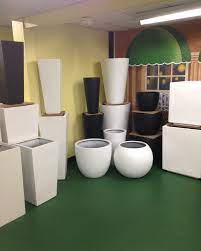 Inmiddels weet u dat al, wat u ook zoekt, u zult als je nog steeds in tweestrijd bent over cactus long en erover denkt een vergelijkbaar product te kiezen, is aliexpress een geweldige plek om prijzen. Planter Resource Is A Wholesale Retail Supplier We Carry Planters And Specialize In Lightweight Fiberg Fiberglass Planters Interior Design New York Fiberglass