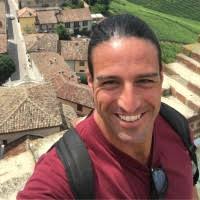 300+ profili “Daniel”