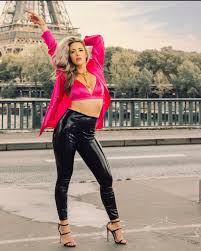 Brittany Schmitts feet