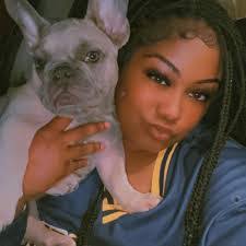 Sade Chatfield's Instagram, Twitter & Facebook