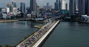 Malaysians working in singapore may soon be allowed to commute to and from johor bahru and resume work. Options Available For Malaysians Returning From Singapore Without Commuting Arrangement Says Ismail Sabri Malaysia Malay Mail