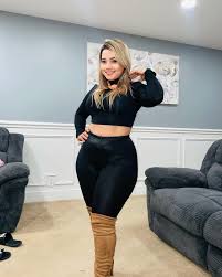 Brisna Reyes - Free pics, galleries & more at Babepedia