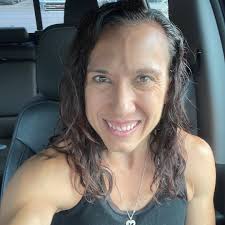 What food tracker app do you use? How do I know if I'm eating the right  macros?