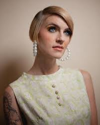 Taryn Sneed's Instagram, Twitter & Facebook