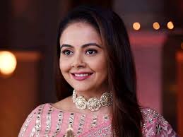 Devoleena Bhattacharjee Aka Gopi Bahu Of Saath Nibhana Saathiya 2 Teases Fans With Another Pic Says She Is Coming Times Of India Bhakton ki bhakti mein shakti. gopi bahu of saath nibhana saathiya 2