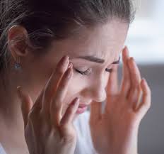 夜眠れない、身体がだるい…その不調「眼精疲労」が原因かもしれません | サンクチュアリ出版 ほんよま
