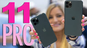 Iphone 11 Pro Max Hands On Youtube