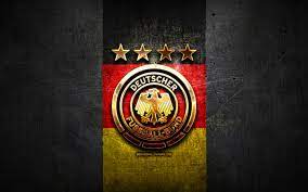 We hope you enjoy our growing collection of hd images to use as a background or home screen for. Herunterladen Hintergrundbild Germany National Football Team Golden Logo Europa Uefa Grau Metal Hintergrund Der Deutschen Fussball Nationalmannschaft Fussball Dfb Logo Fussball Deutschland Mit Einer Auflosung Zu Uberwachen 2880x1800 Bilder