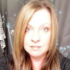 Tiffany Tennant's Instagram, Twitter & Facebook