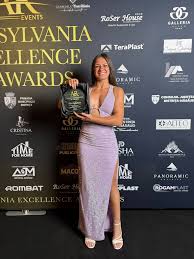 Alice Ardelean (@aliceardelean) • Threads, Say more