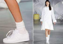 Les chaussures qu'on portera cet été. Les 10 Tendances Chaussures Du Printemps Ete 2015 Run Baby Run