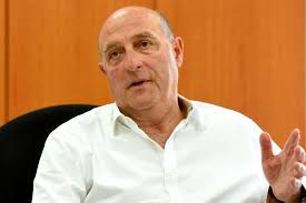 Fact-check: How many MPs have a government job?