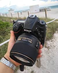 Canon Mark Ii Vs Nikon D750 This Setup Is A Portrait Beast Nikon D750 With A Nikkor 105mm F 1 4 Photo By Alvaromoser Use Photographicblo Nikon Nikon D750 Camera Photography