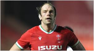 Alun wyn jones is the giant who leads wales on the rugby field, and it was the captain putting his body on the line to lead his men into combat against their irish adversaries. G7wv24n4sbcfom