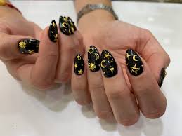 Llamará tu atención apreciar que no habrá grandes diseños, sino que más bien. Tendencias Primavera 2020 La Vita Nails