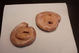 You can choose from an extensive range of gift baskets, gift tins, cupcake boxes and cakes & pies, all daily freshly baked and our bhb drivers deliver to all london postcodes. Flowers Bakery London Ky