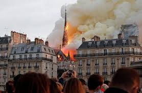 Faire un don notre dame de paris. Notre Dame De Paris Apple Compte Regrouper Les Dons Faits Par Ses Employes Iphoneaddict Fr