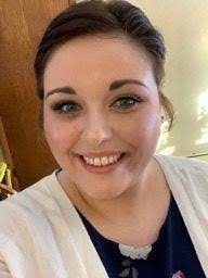 Andrea Shupe's Instagram, Twitter & Facebook