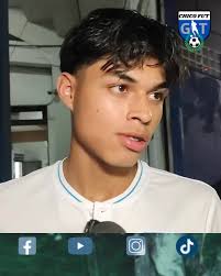 Olger Escobar Girlfriend