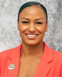 Citrus College is excited to welcome our new mental health supervisor,  Nadine Henley! Ms. Henley is a licensed clinical social worker who has  served students for nearly five years. Prior to joining