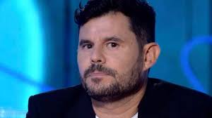 La dura carta de Javier Santos a Julio Iglesias por su 80 cumpleaños tras  su larga lucha para ser reconocido como hijo