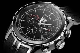 Egy valódi svájci óra viszont csak akkor lehet igazi swiss made termék, ha a szerkezete is svájcban készül, ott szerelik össze, ellenőrzik a minőségét, így szerkezet és szakmunka terén nincs lehetőség a lényegi olcsóbbításra. Karorak Minosegi Svajci Orak Folyamatos Kedvezmenyekkel Akciok