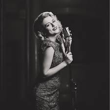 Say the name, marilyn, and only one woman comes to mind: Jlsrx Awdvzfwm